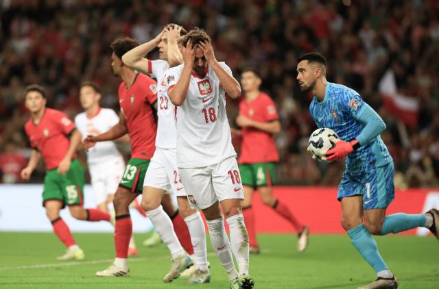 1731713837797029395.png 开云体育官网-C罗梅开二度 5比1狂胜波兰 葡萄牙小组第一出线!