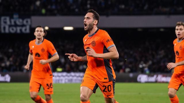 1701656960245019020.jpg 开云体育官网-【复盘】那不勒斯乱拳难发力 国米走上“皇马路线”