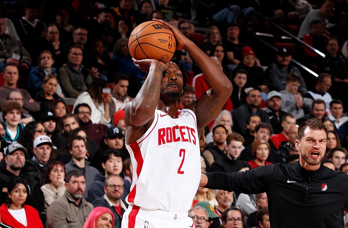 开云体育-每场只能打15分钟！火箭重金签下这位3D锋线的意义到底是什么？